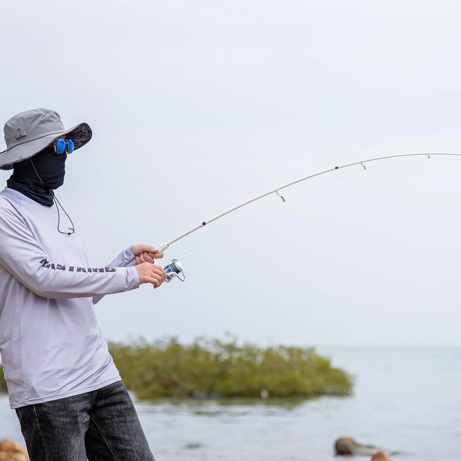 Centron Lite Travel Fishing Rod and Reel Combo, Packable Twin-Tip | Baitcaster & Spinning Combo, Multi-Piece Portable Design+ Extra Tip, Lightweight IM6 Graphite, Ideal for Bass & Trout Fishing