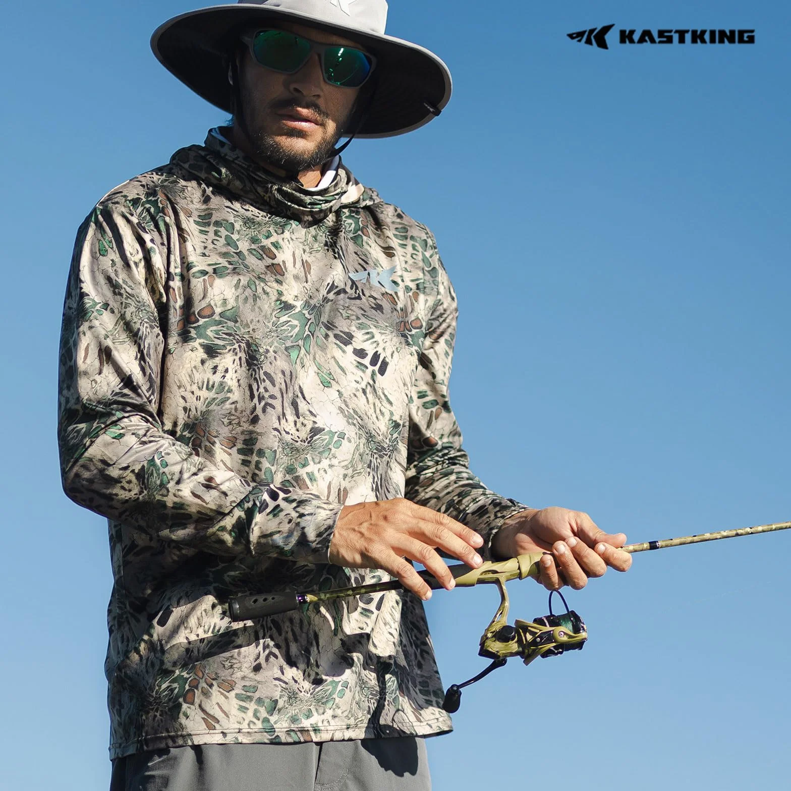Spartacus Defender Twin-Tip Fishing Rod and Reel Combo | Baitcaster & Spinning Combo, 2-Piece Rod, Extra Tip, IM7 Graphite Blanks, Camouflage Finish, Freshwater Fishing